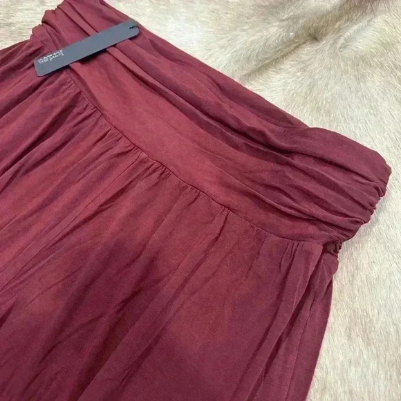 Revolve Krisa Wide Leg Flowy Stretch Pants Women Maroon/Burgundy Size Large NWT - Picture 2 of 7